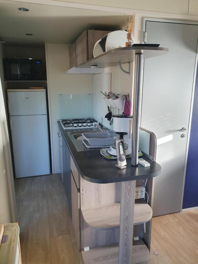 Charmant Mobil-Home Rocbaron Экстерьер фото
